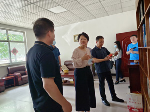 2022年7月15日，欒城區(qū)區(qū)長(zhǎng)王立珍，市場(chǎng)監(jiān)督管理局書(shū)記胡振玉，付局長(zhǎng)郭占生到我公司指導(dǎo)工作